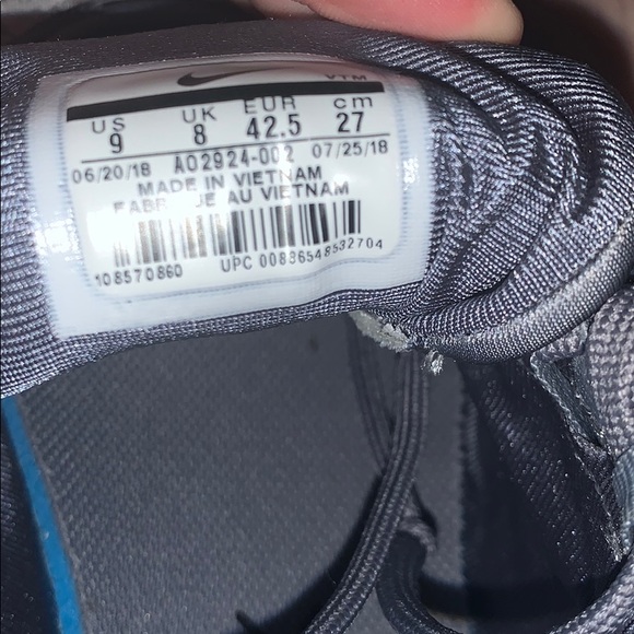 Nike men’s AirMax 720 - Picture 5 of 8